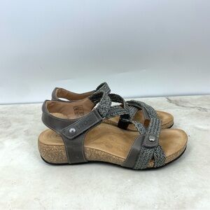 Stylish Gray Sandals for Women